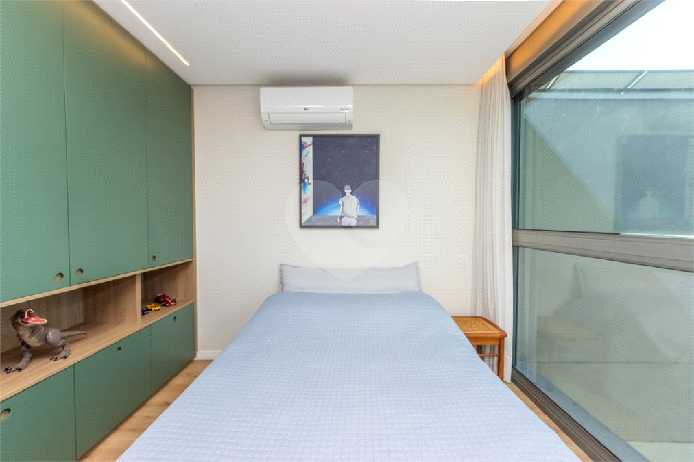 Casa à venda com 3 suítes no condomínio Lazuli, São Paulo - SP