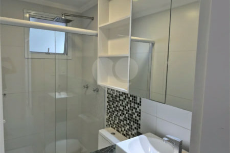 Oportunidade na Vila Leopoldina! Imóvel de 69m2, com 3 dorm., sendo 1 suíte, 2 banheiros, sala, cozinha e 2 vagas. Com ar condicionado em 2 dorm.