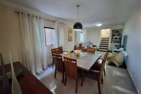 Casa à venda com 4 quartos, sendo 3 suítes, em Jardim Bonfiglioli, São Paulo, SP