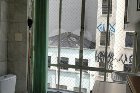 Apartamento e Sala Comercial no centro de São Paulo.