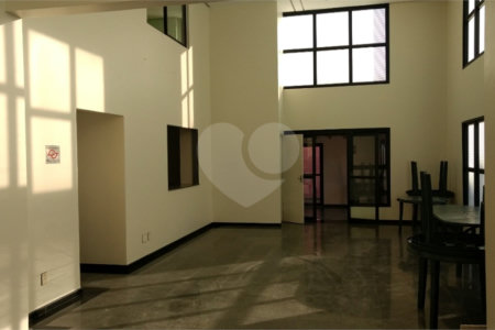COBERTURA 4 DORMITÓRIOS E 4 SUÍTES À VENDA BAIRRO DA SAÚDE