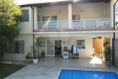 R$ 1.272.000,00 sobrado de 3 do com excelente acabamento. Vale apena visitar!!!