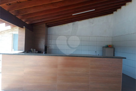 Maravilhosa chácara no Aracê de Santo Antonio recém construída, com uma construção de 230m²