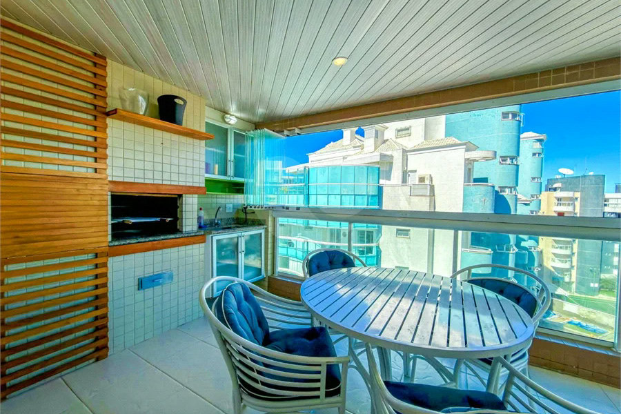 Apartamento à venda com 3 quartos, sendo 1 suíte,  em Riviera de São Lourenço, Bertioga, SP