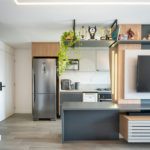 Apartamento a venda na Rua Gaspar Lourenço totalmente reformado - 2 quartos, varanda
