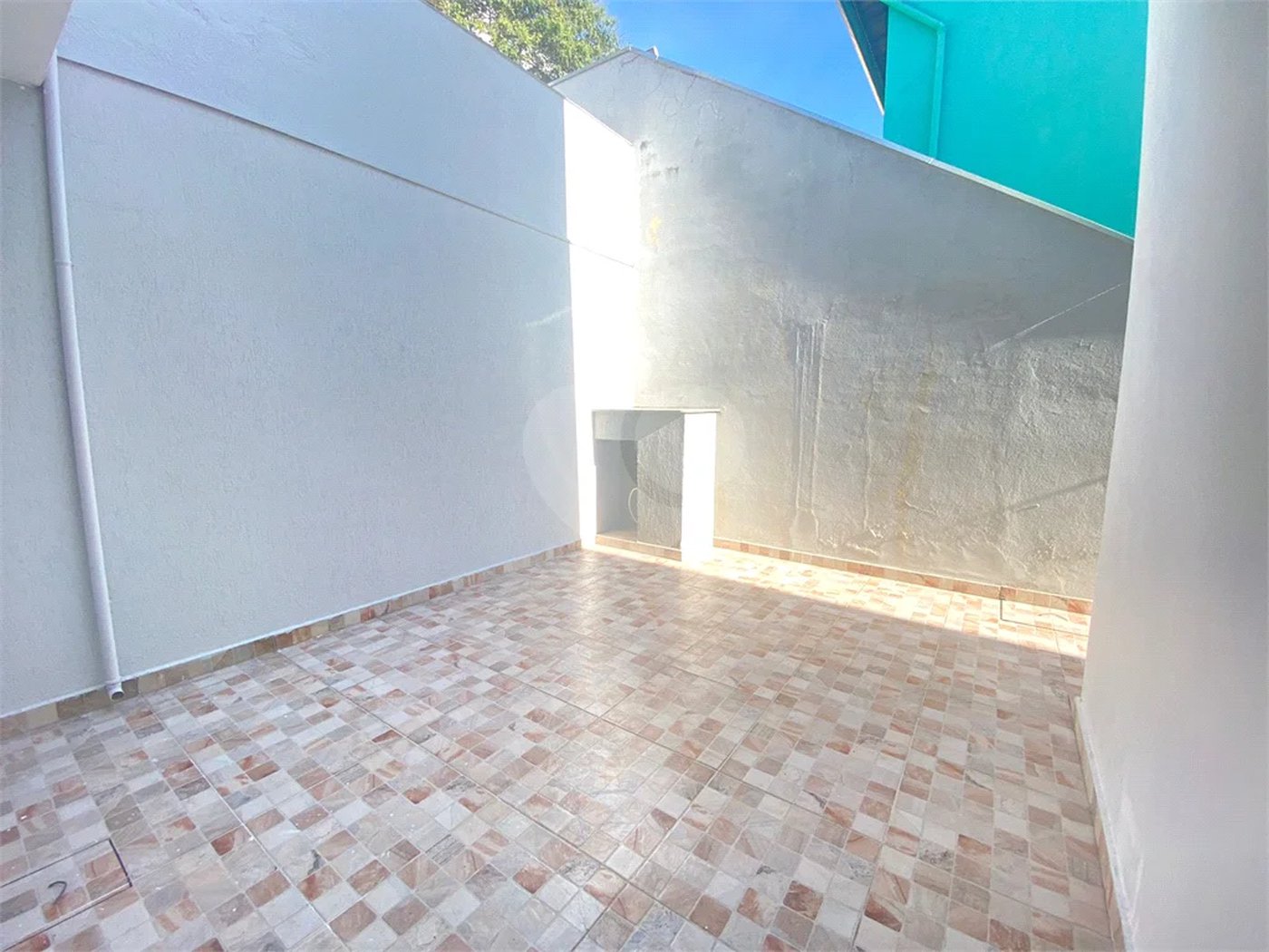 Sobrado com 3 quartos 1 suíte e 6 vagas de garagem no Jardim Guapira