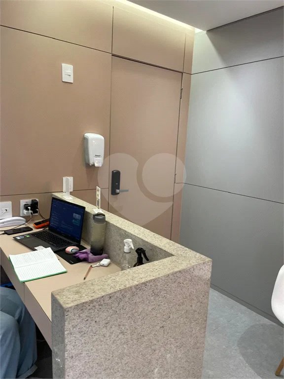 Salas para locação no Brooklin, edifício Thera Corporate.