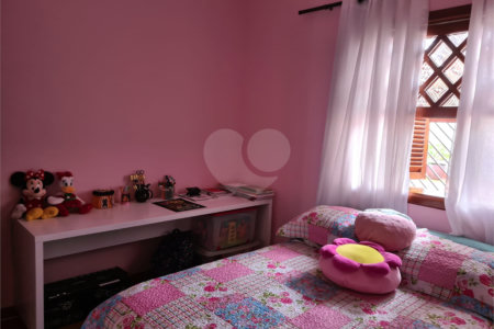 Casa com 3 dorm, 2 suítes, área gourmet, 4 vagas na Mooca