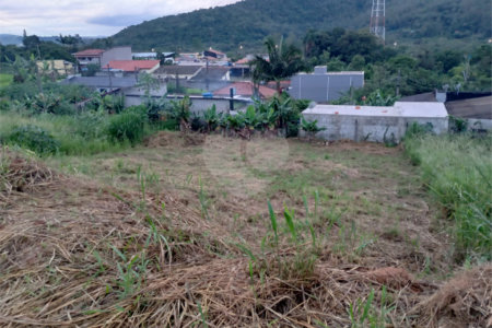 oportunidade ,terreno na av. mathias Lopes