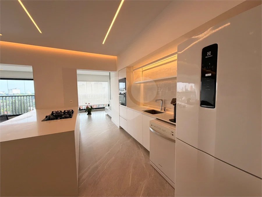 Apartamento para alugar com 2 suítes em Alto da Boa Vista, São Paulo, SP