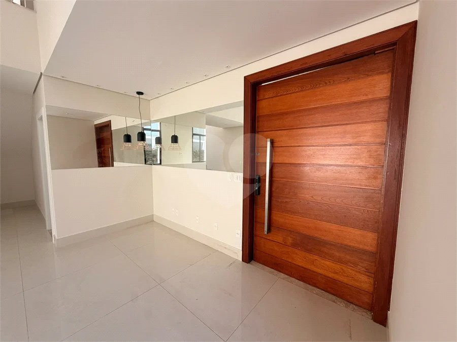 CASA À VENDA CONDOMINIO PORTAL BRAGANÇA | 4 SUÍTES | PISCINA
