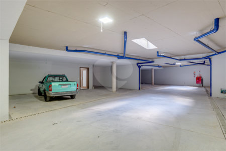 Casa à venda com 4 suítes no condomínio Vila Arese, São Paulo - SP