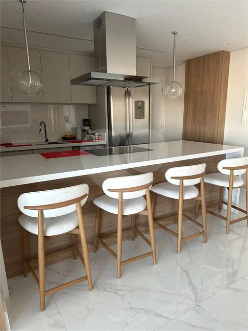 Apartamento de alto padrão com 108 m², 3 dormitórios, 1 suíte, varanda gourmet, planejados, lazer completo e próximo ao Metrô Alto do Ipiranga.