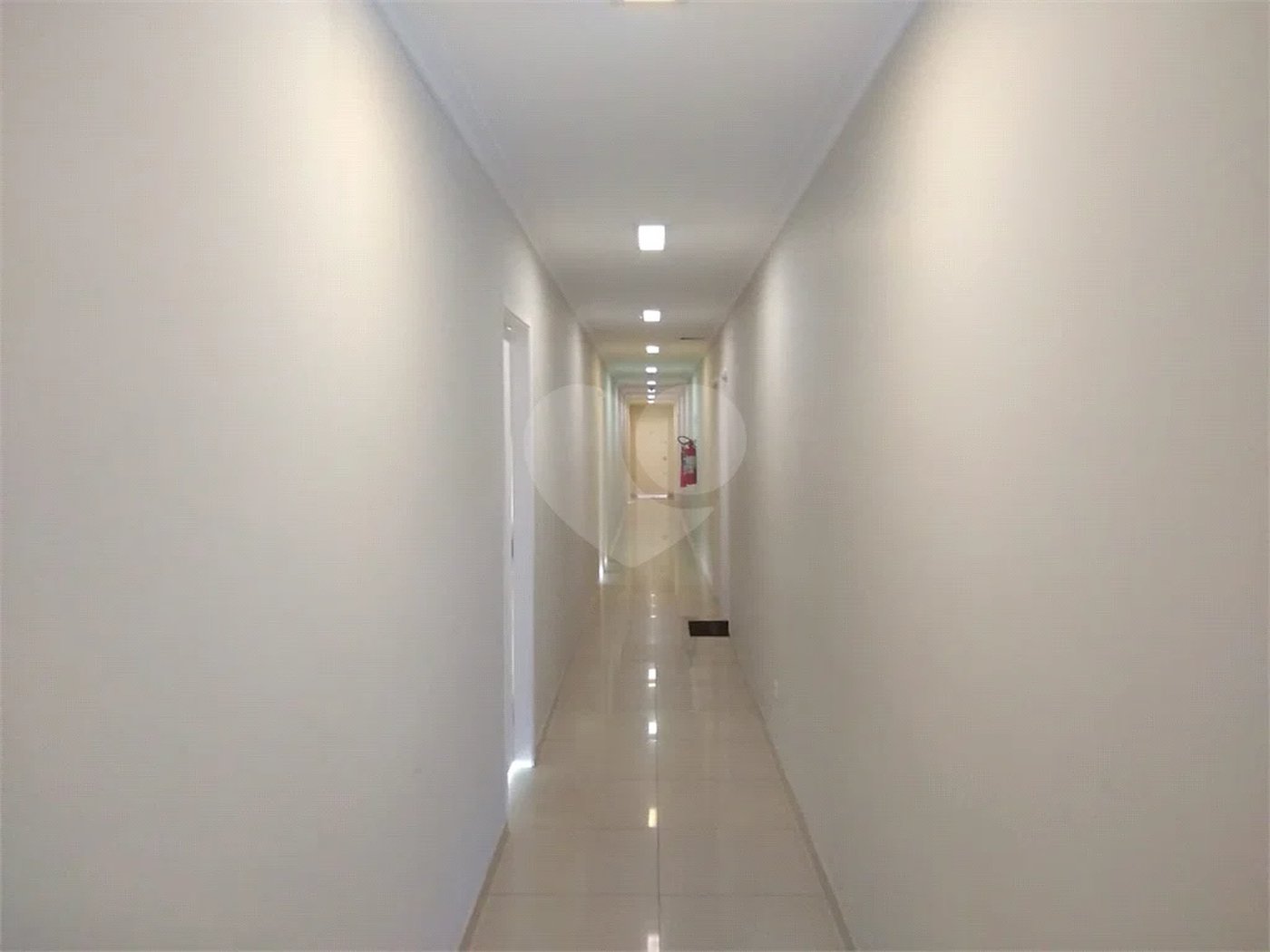 Sala Comercial com 28m² na Vila Santa Catarina!!!