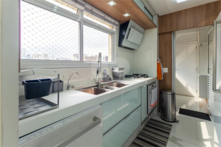 Apartamento de Alto Padrão à Venda na Vila Mariana com 190m², 3 Suítes e Vista para o Parque Ibirapuera