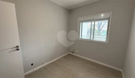 Apartamento para alugar com 4 quartos, sendo 3 suítes,  em Nova Petrópolis, São Bernardo do Campo, SP