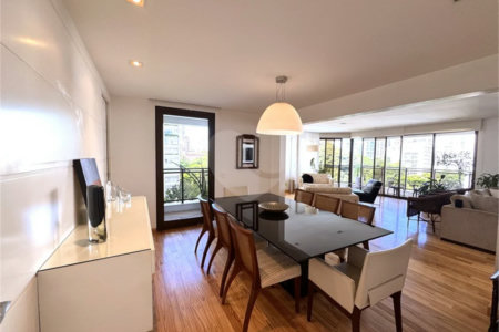 Higienópolis: Apartamento de 350 m2, 4 suítes, 5 vagas.