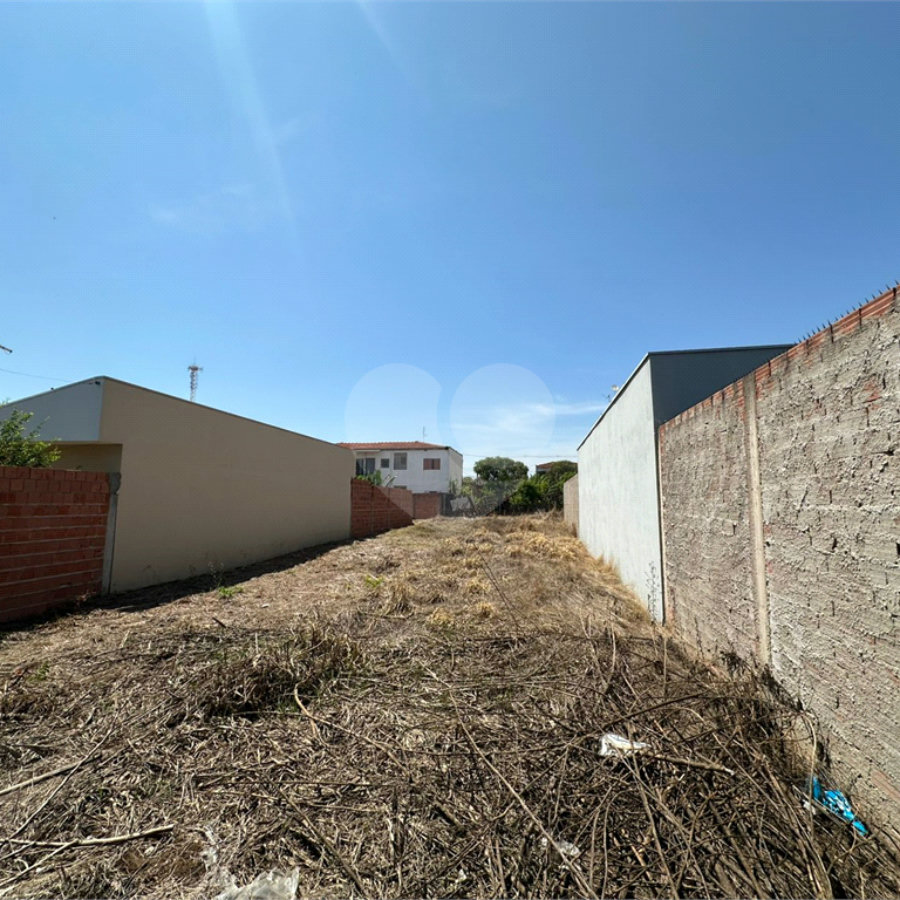 Terreno a venda na Vila Brasília