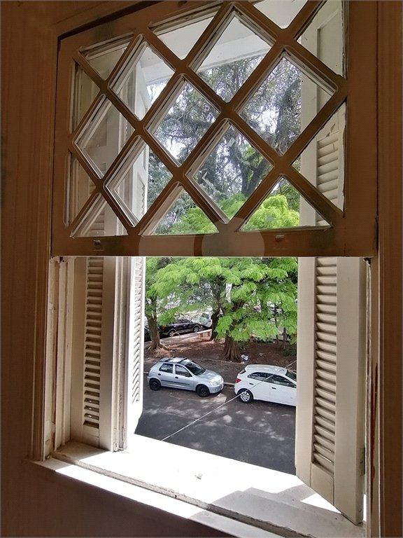 CASA À VENDA NA VILA MARIANA, 280m2, 5Q, 2 VAGAS DE GARAGEM.