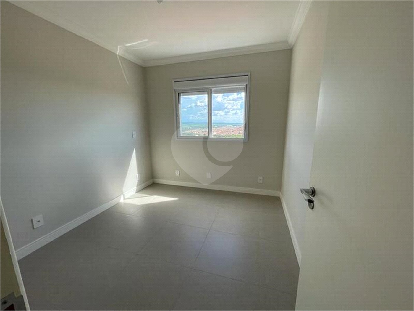 LINDO APARTAMENTO À VENDA NO RESIDENCIAL NATÁLIA