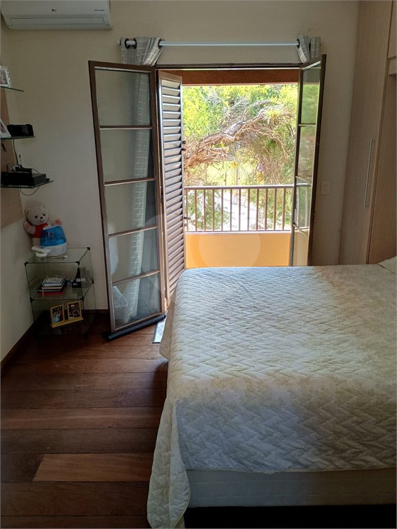 Sobrado com 3 quartos à venda com área gourmet completa e 5 vagas de garagem – Santa Marta - São Carlos/SP