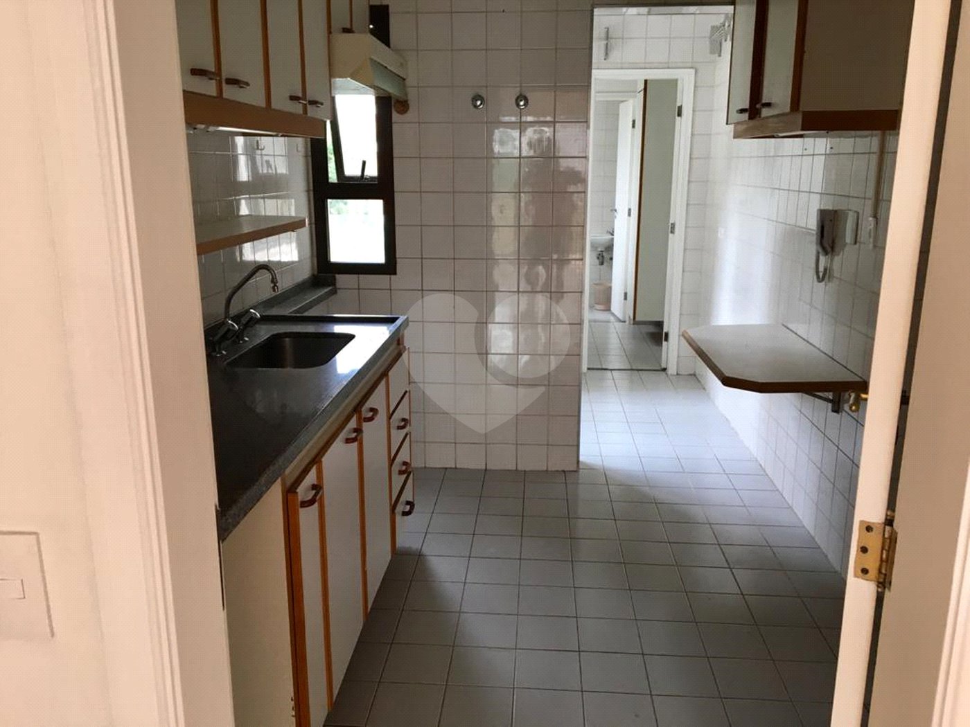 Apartamento com 3 Dormitórios sendo 1 Suíte 2 Vagas à Venda 99 m² por R$ 650.000