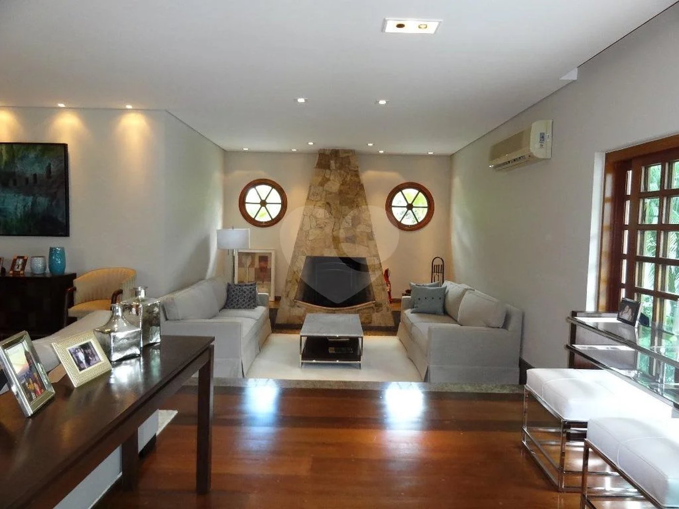CASA TÉRREA ALTO PADRÃO NO TREMEMBE