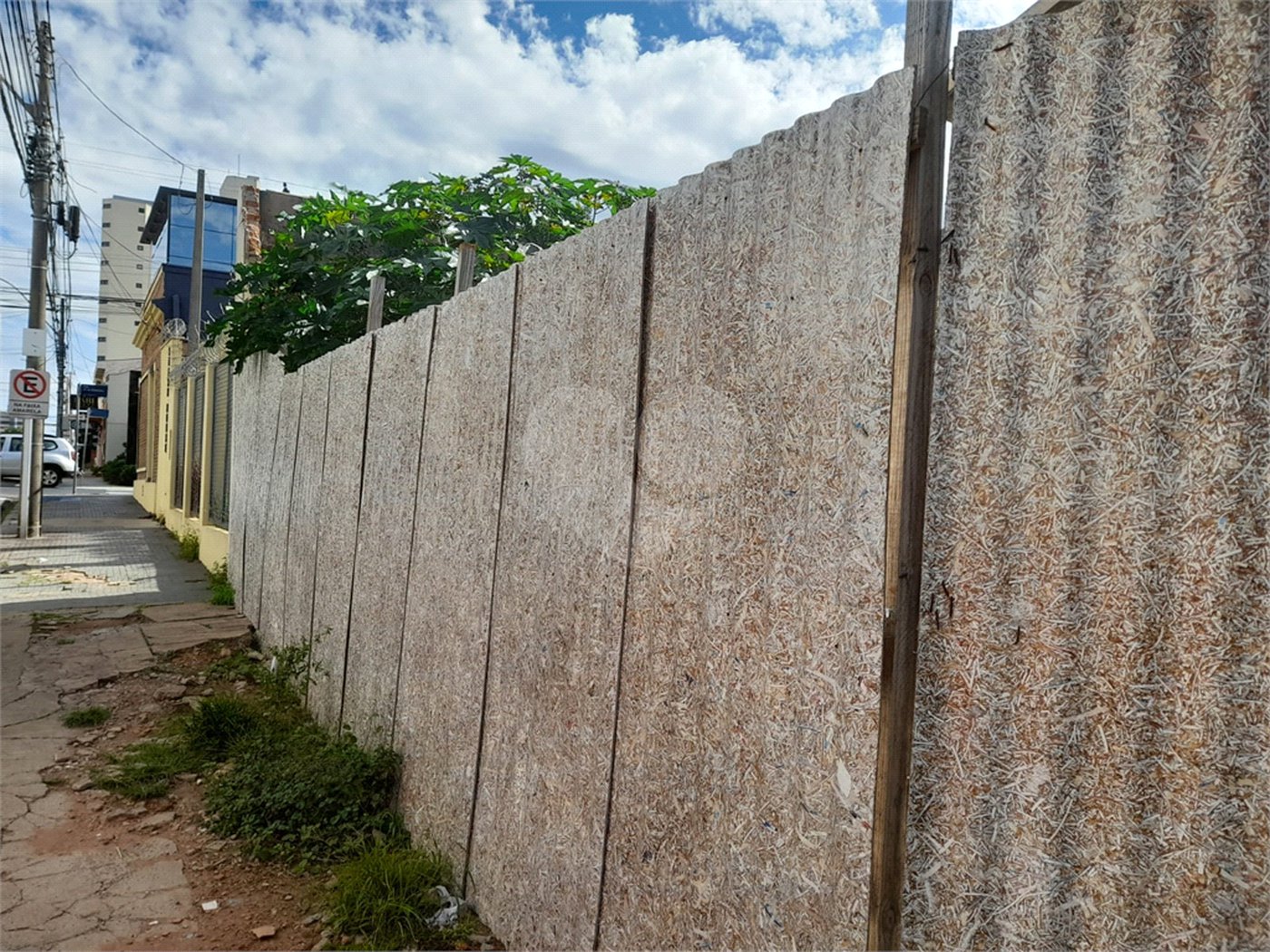 Terreno à Venda na Rua Episcopal – Localização Estratégica e Exclusiva