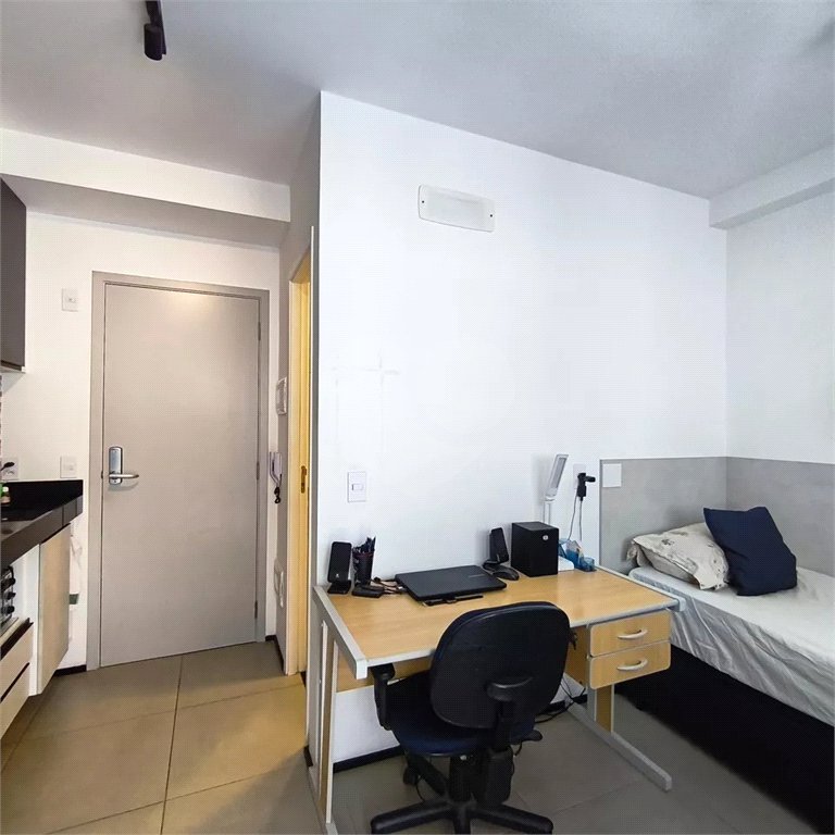 Studio mobiliado para venda na Vila Mariana