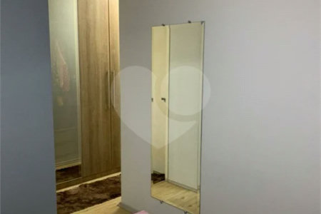 Apartamento com 130m² , 3 dormitórios , sendo 1 suíte , 2 vagas , à venda no bairro Campestre em Santo André.