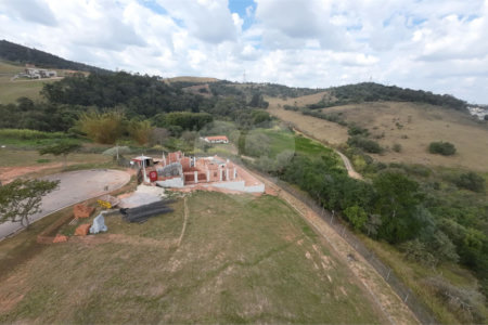 Imperdível! Terreno à Venda no Condomínio Santa Isabel em Louveira