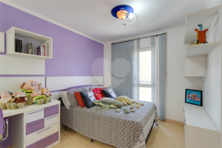 Casa à venda com 4 quartos, sendo 2 suítes, no condomínio Villa Franz Schubert, São Paulo - SP
