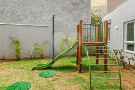 Apartamento na Região do Brás à 8 Minutos do Metrô com 2 Dormitórios e Lazer no Condomínio