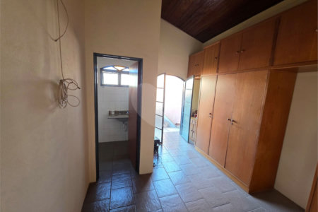 Sobrado 3 quartos 1 suíte centro