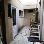Vende Sobrado com 180m² - Vila Santa Catarina