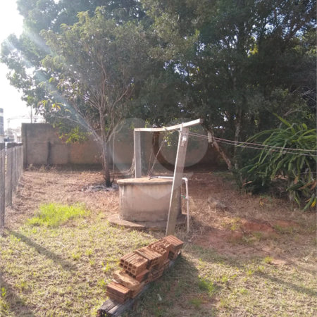 Chácara em água vermelha, localizada em ponto comercial.
