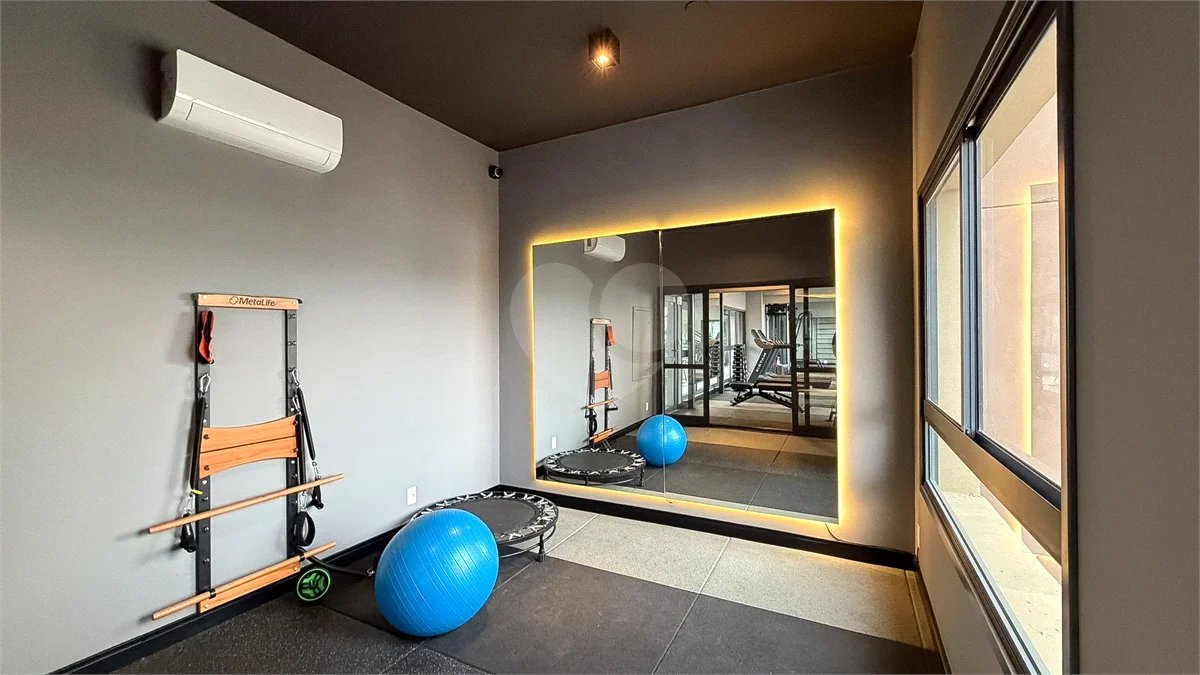 Indaiatuba- Sp - Edificio Athmosfera- R$ 1.800.000,00 - andar alto - 130,00 ms de area util - 3 suites, lavabo, sala 2 ambientes, 3 vagas de garagens - Area de lazer - Brinquedoteca - Piscina - Portão eletrônico - Portaria 24hs - sala de ginástica - Salão de festas - Salão de jogos - Cinema