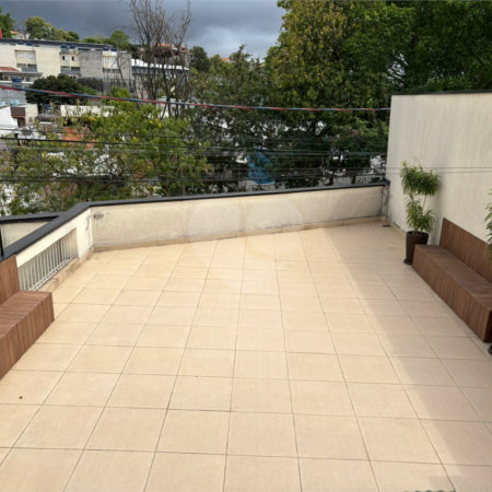 Oportunidade Casa Terrea e Ampla com 173 m² e Quintal e Área Gourmet JARDIM ARICANDUVA
