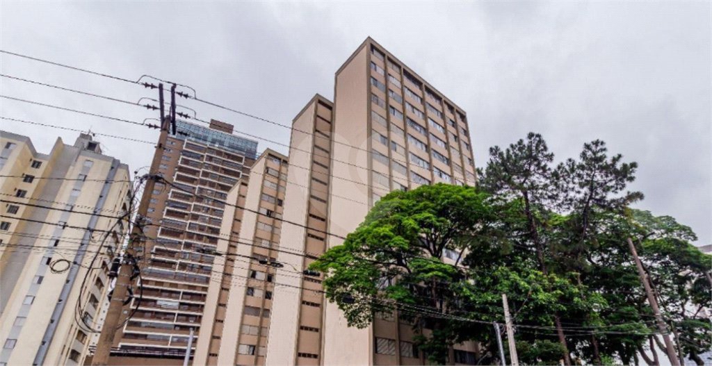 Apartamento na Região do Ipiranga à 8 Minutos do Metrô com 2 Dormitórios .