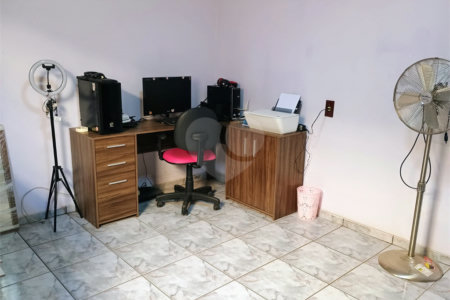 Sobrado à Venda no Bicão – São Carlos/SP