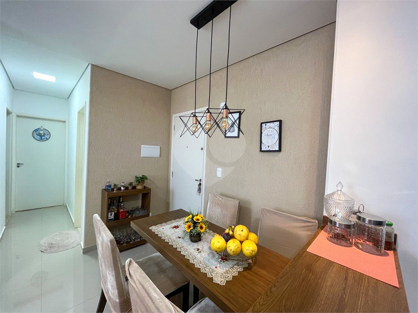 Apartamento à venda no condomínio Parque dos Manacás