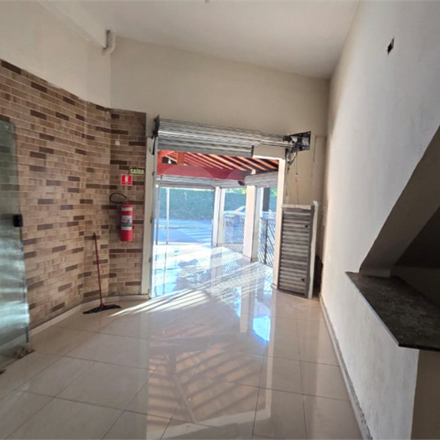 Salão 110m² comercial na Lucas Nogueira Garcez - Atibaia- SP
