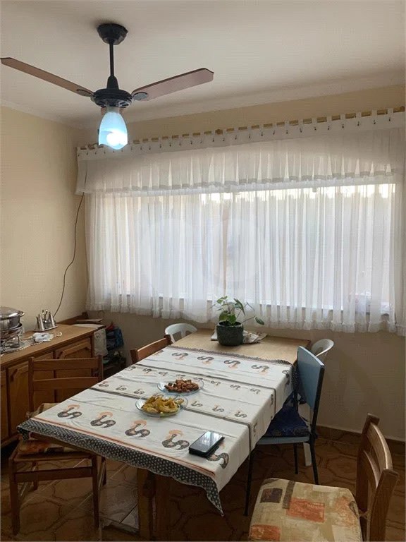 Casa à venda em São Caetano do Sul, 3 quartos (1 suíte), 5 garagens