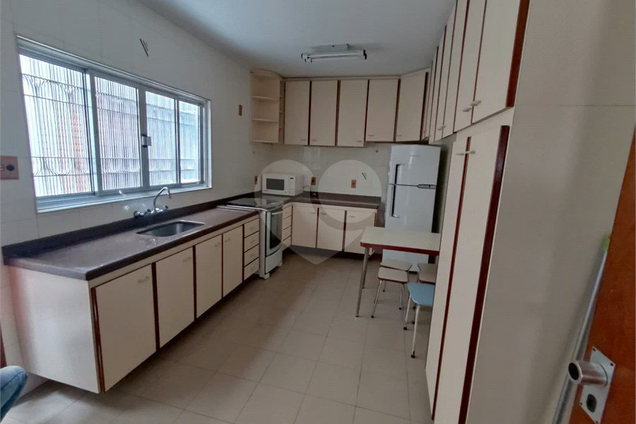 Sobrado à venda com 3 quartos, sendo 1 suíte,  em Vila Guilherme, São Paulo, SP