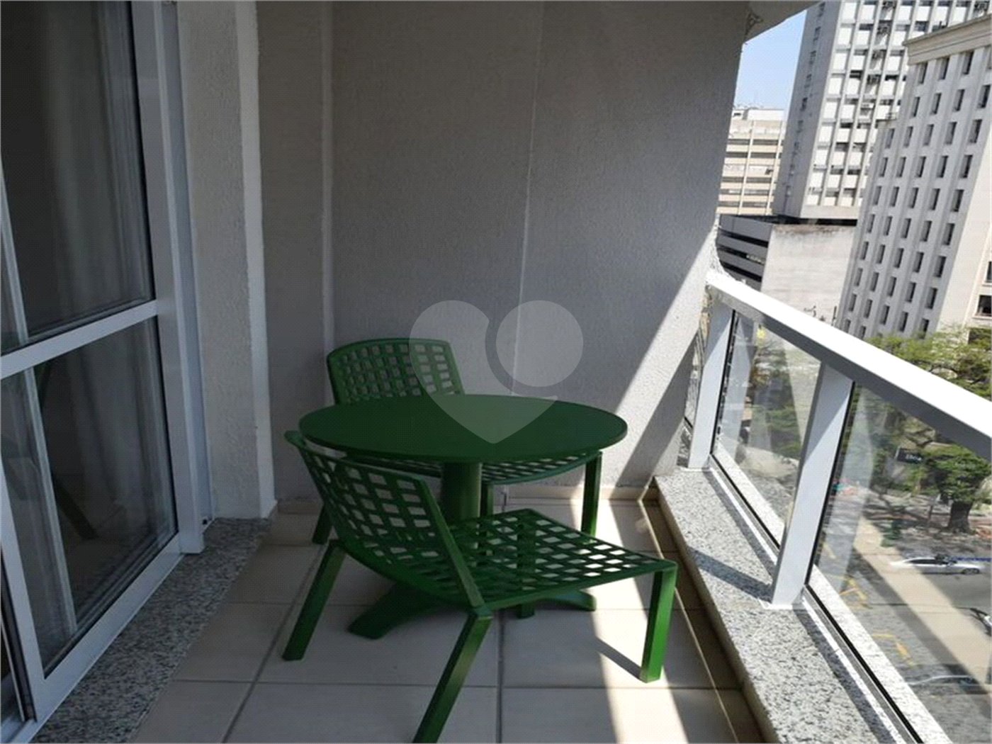 Studio Mobiliado a 100m do Metrô Luz | Pet Friendly | Pronto para Morar