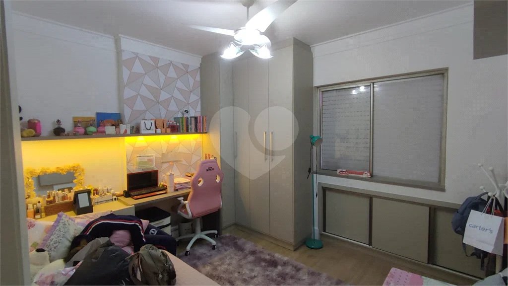Apartamento Primoroso com 2 Quartos - Edifício Noiva da Colina