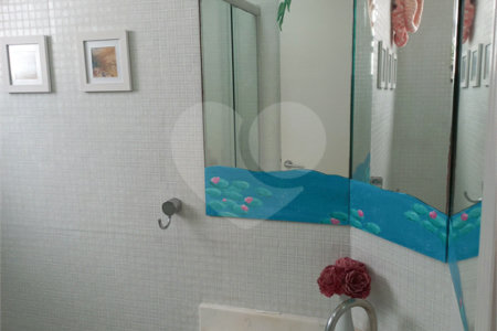 Apartamento com 88m², 3 dormitórios e 2 suítes próximo ao Parque do Ibirapuera e Metrô Ana Rosa.