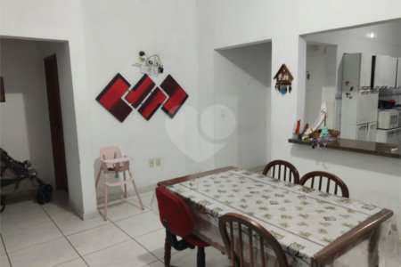 Sobrado à venda com 290m² na região central de Bom Jesus dos Perdões – SP