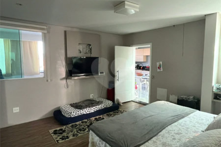 Sobrado à venda com 3 suítes em Vila Oratório, São Paulo, SP