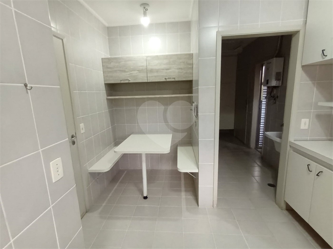 Apartamento á venda 3 dormitórios Vila Andrade, São Paulo - SP